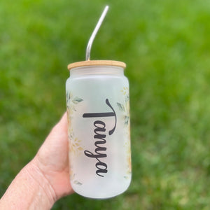 Personalized Name Can Glass, iced coffee glass with name, Custom gift with peonies and script name with Bamboo Lid and Stainless Straw