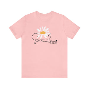 Don't Forget to Smile Today T-shirt with White Daisy
