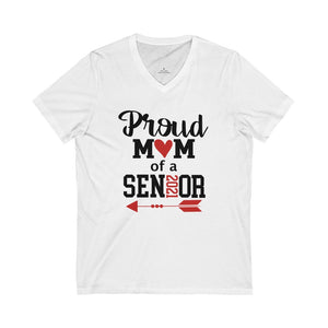 Proud mom of a 2020 senior t-shirt, mom of a graduate t-shirt senior mom shirt, shirts for senior photos