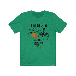 There's a turkey in this oven, baby reveal shirt for Mom, Fall maternity shirt, Thanksgiving pregnancy shirt, Maternity thanksgiving shirt, funny maternity t-shirt, Fall Maternity tee